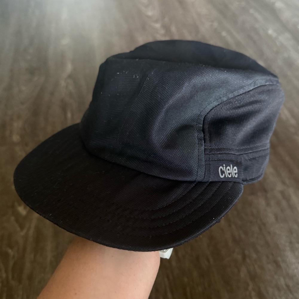 Black Ciele Running Cap